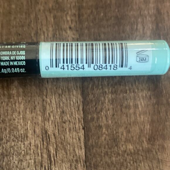 NEW/SEALED Maybelline Color Tattoo 24h Eye Stix Eyeshadow I Am Giving - Picture 5 of 5